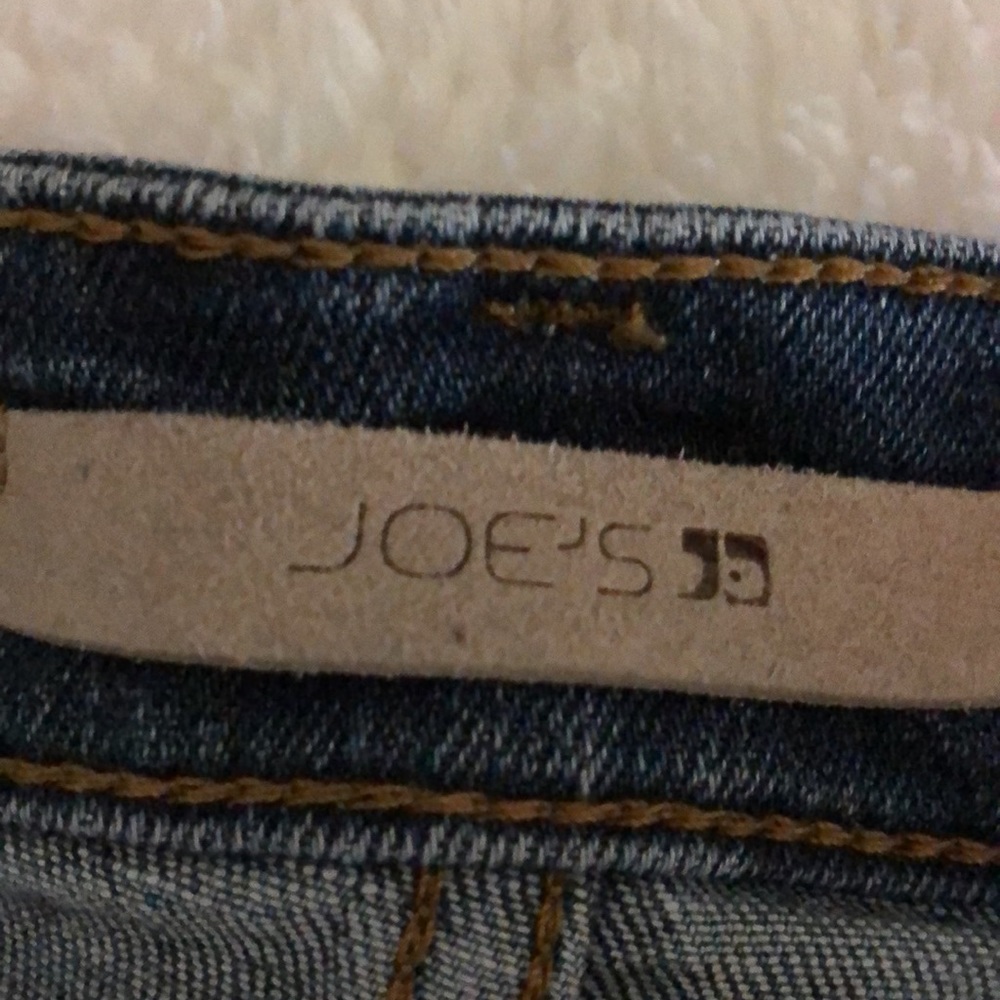 Joe’s Women’s size 30 Skinny Ankle jeans - Picture 3 of 6